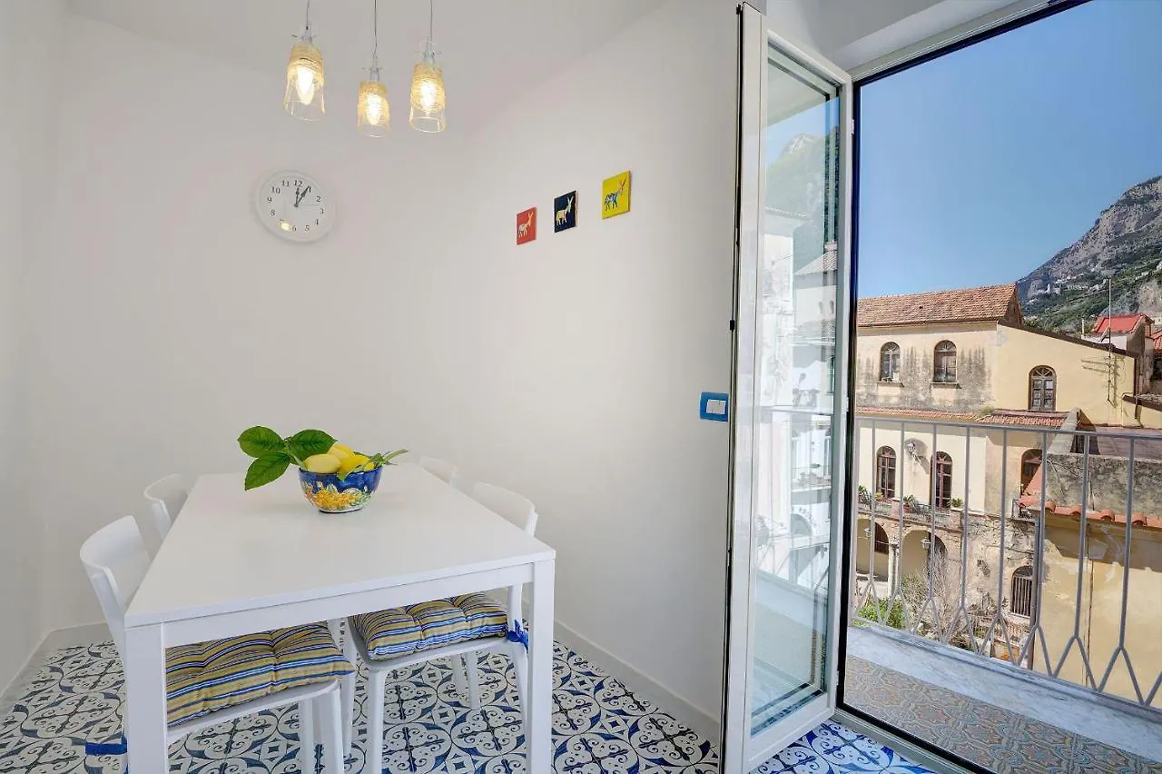Marileo Amalfi Apartment 0*,